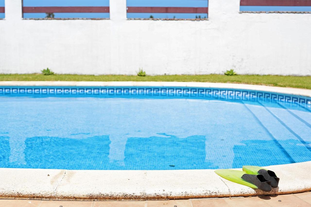 Villa Cruz Del Sur - Solo Familias コニル・デ・ラ・フロンテラ エクステリア 写真